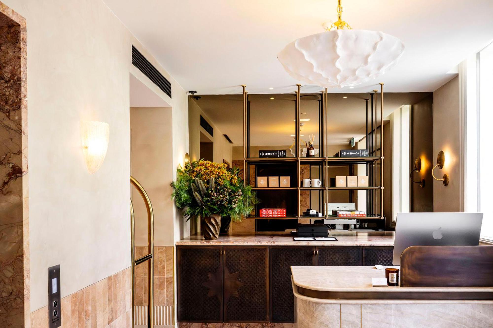 Hotel The Grand National By Saint Peter