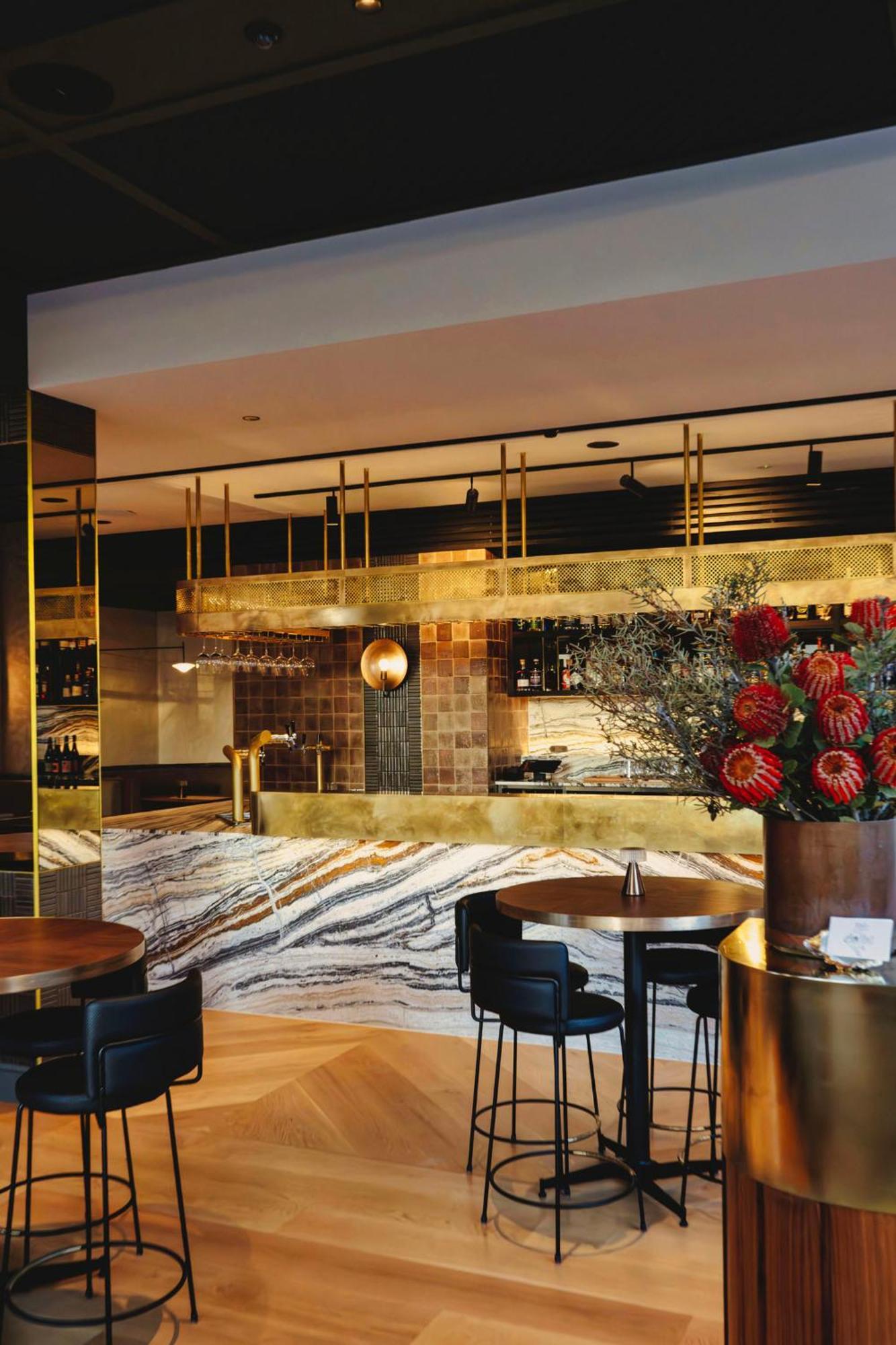 Hotel The Grand National By Saint Peter Sydney